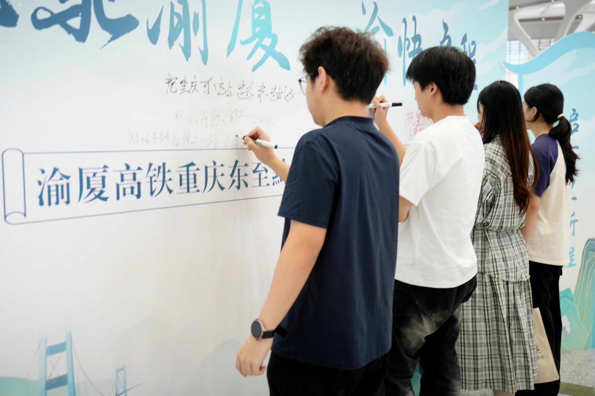 汪亮 摄 (4)_20260629153859_副本.jpg